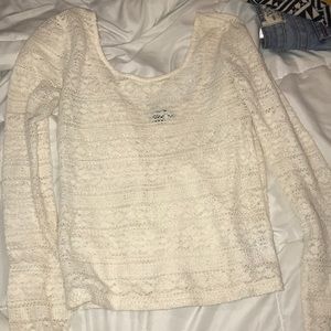 Long sleeve lace crop top